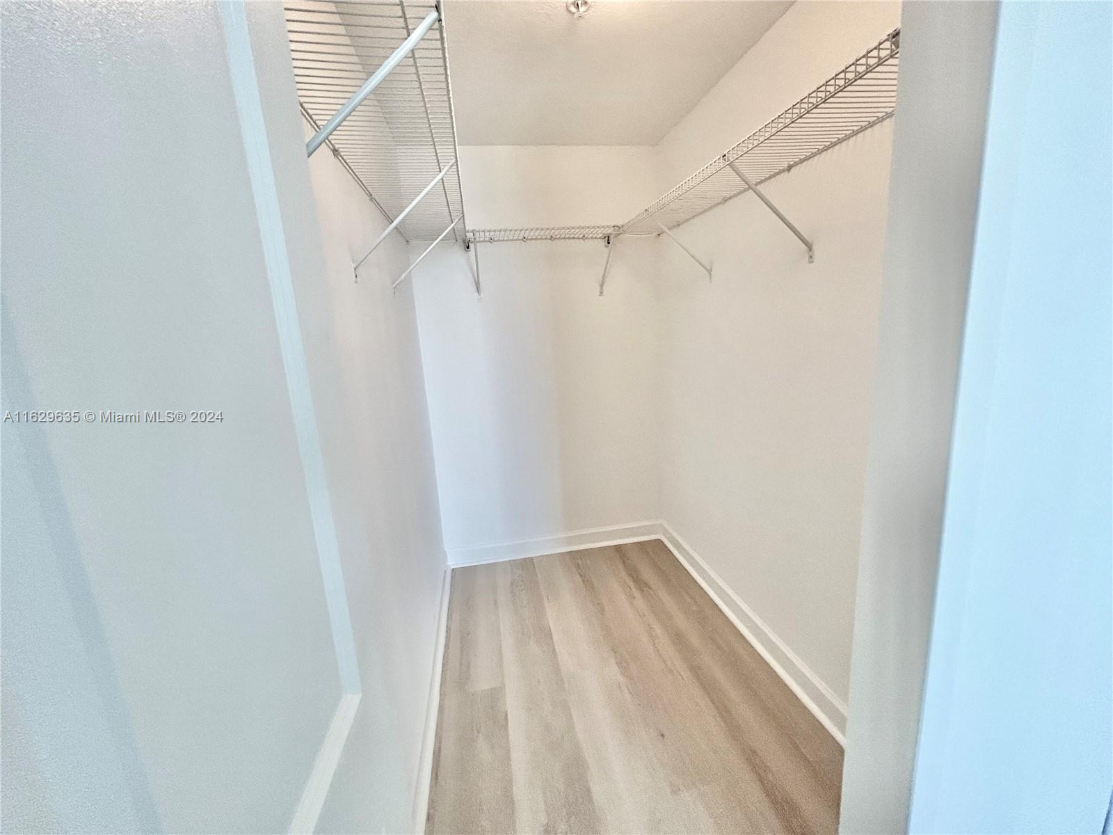 170 SE 14th St # 3006