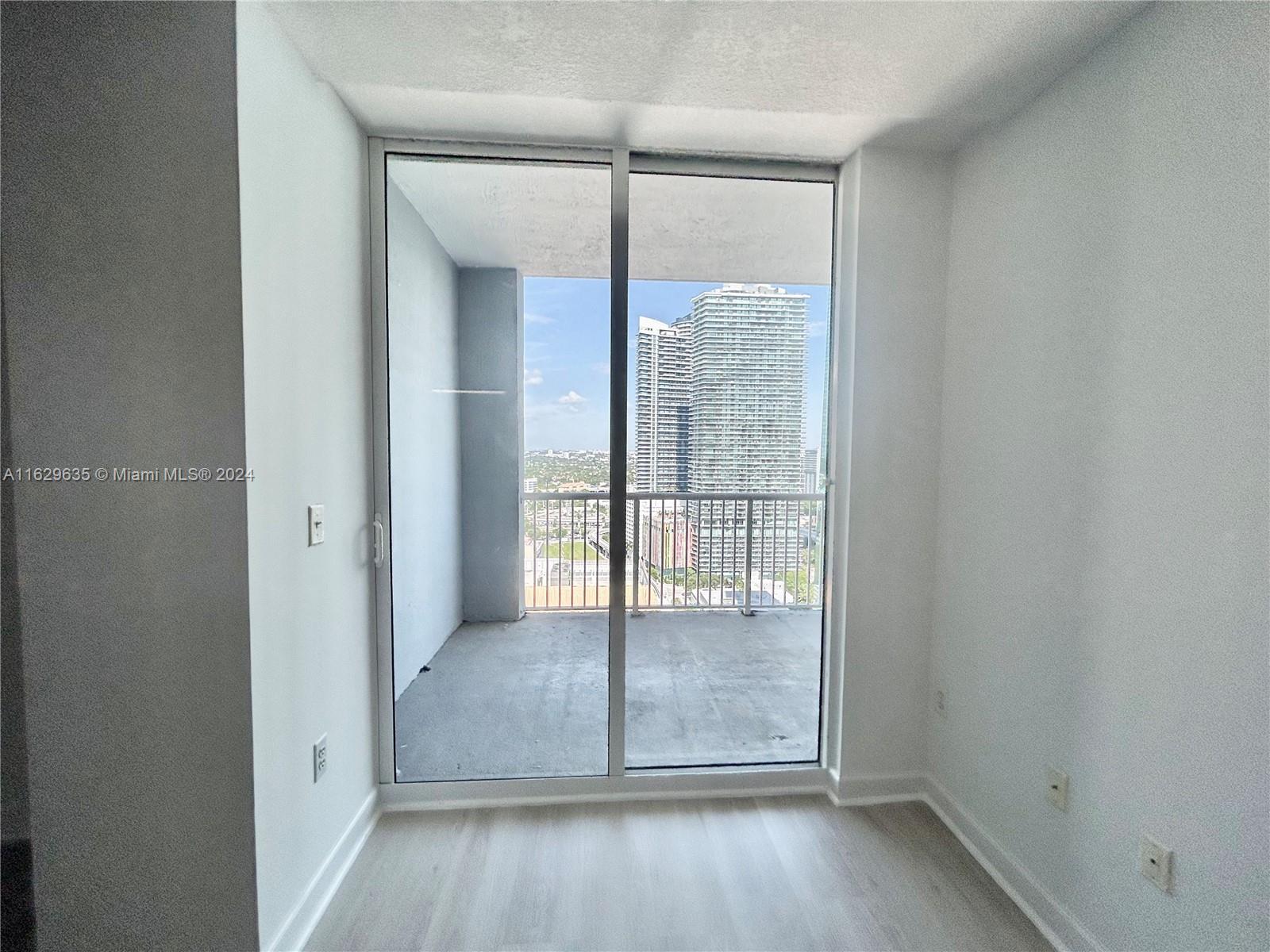 170 SE 14th St # 3006