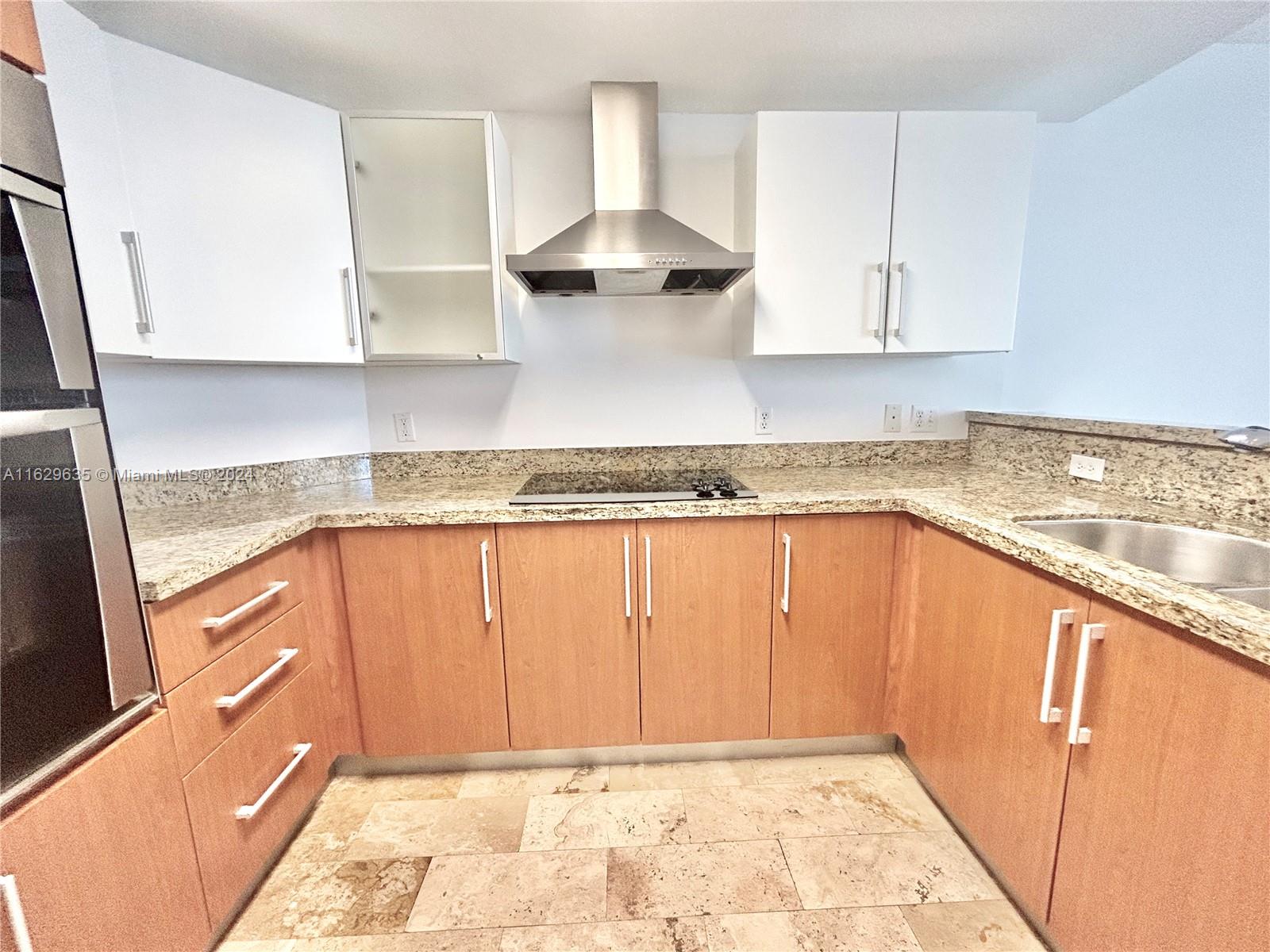 170 SE 14th St # 3006