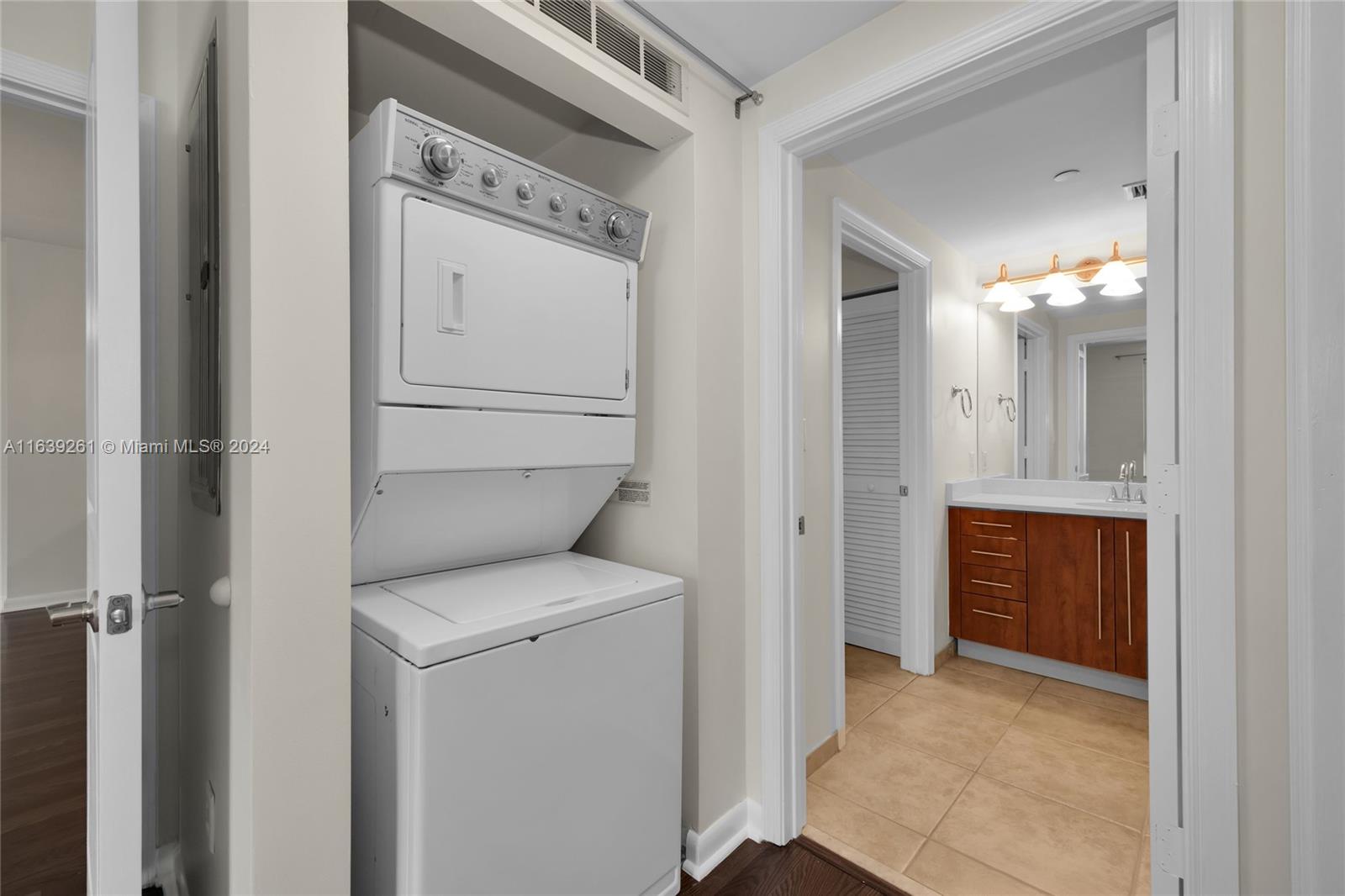 7355 SW 89th St # 603N