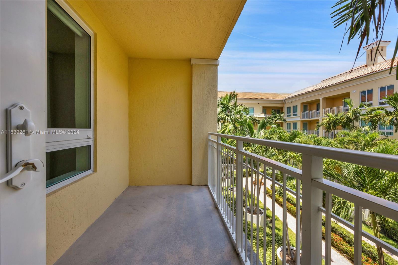 7355 SW 89th St # 603N