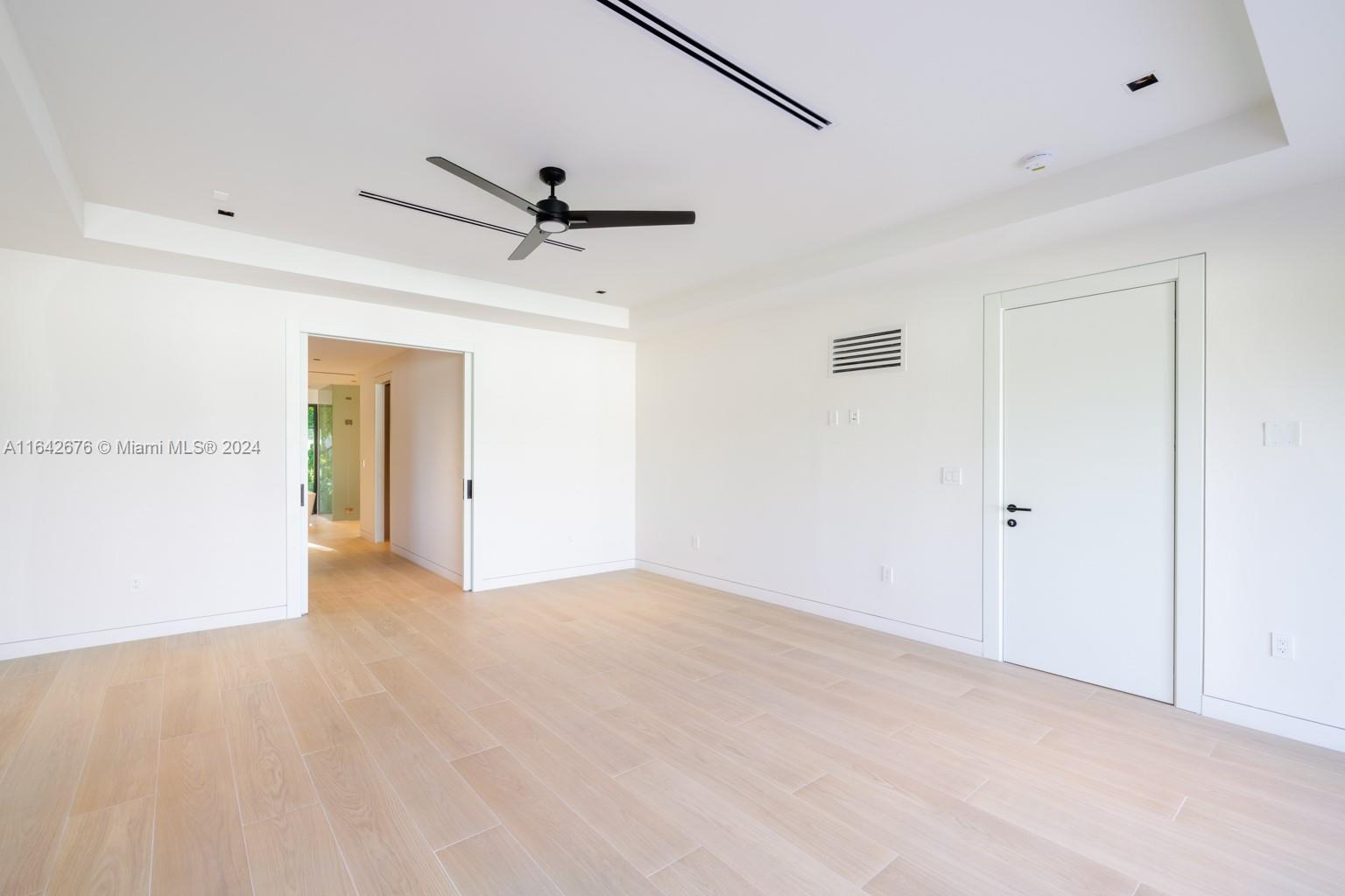 5550 SW 74th St