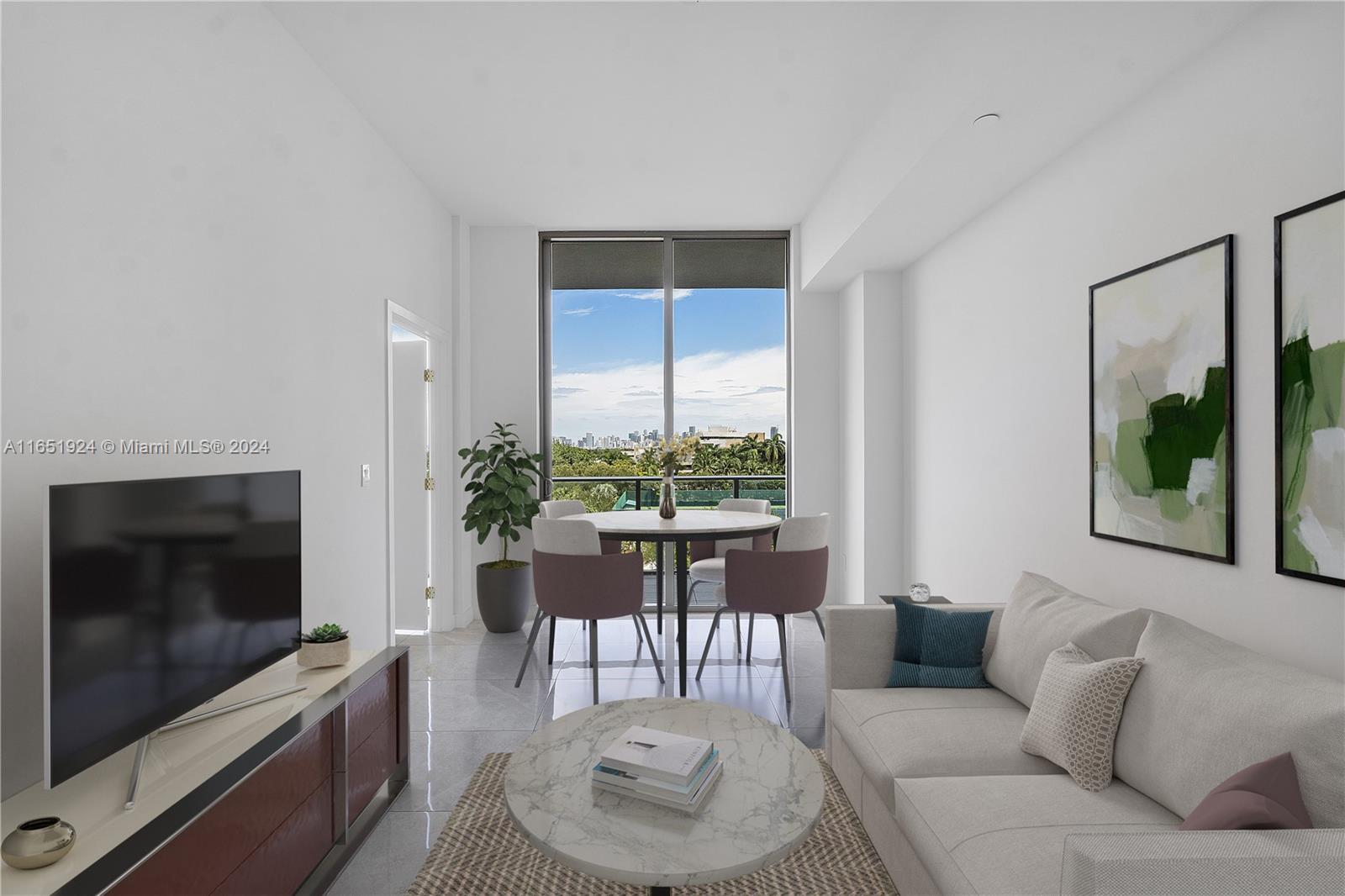 2678 Tigertail Ave # 512