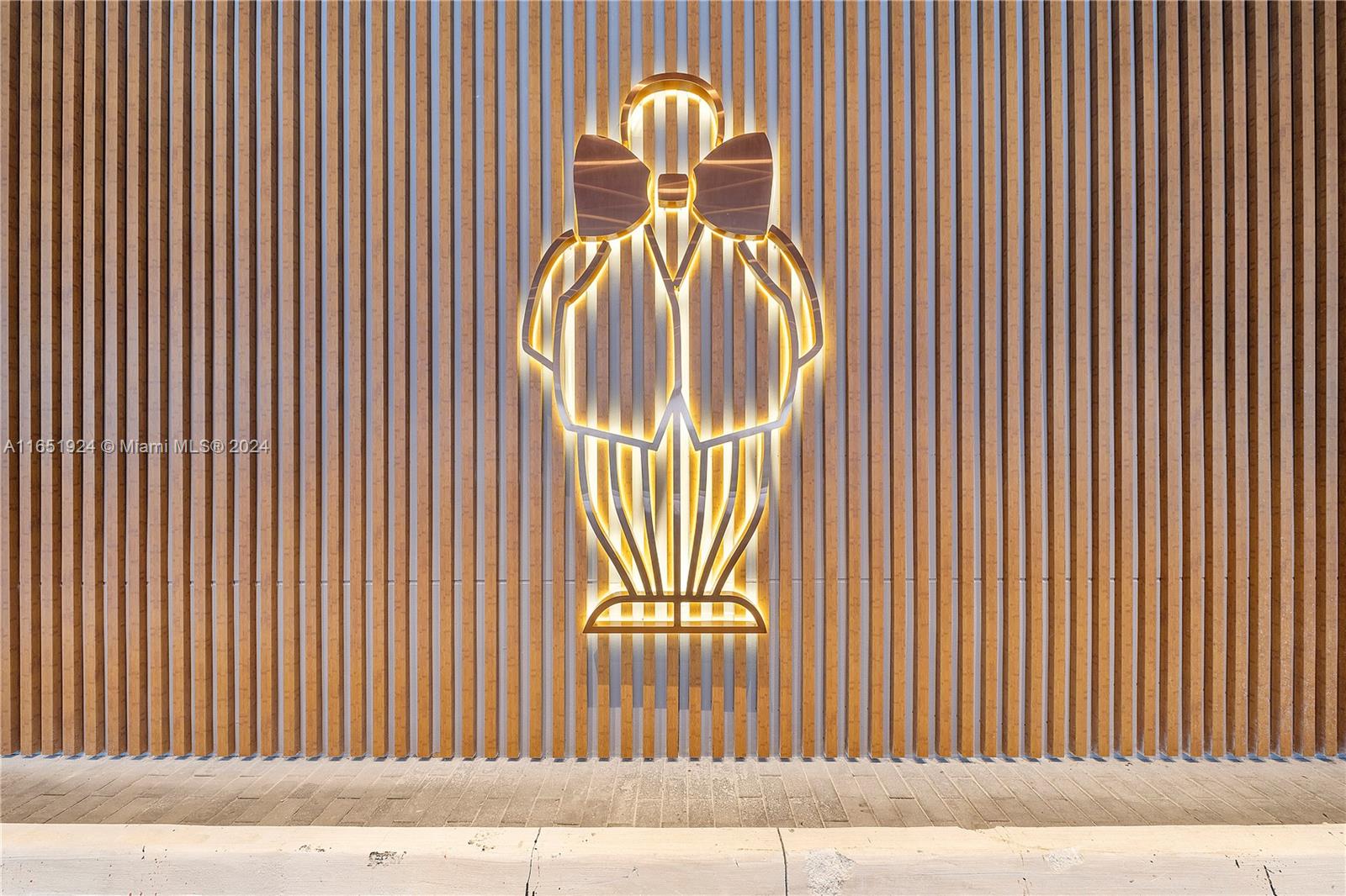 2678 Tigertail Ave # 512