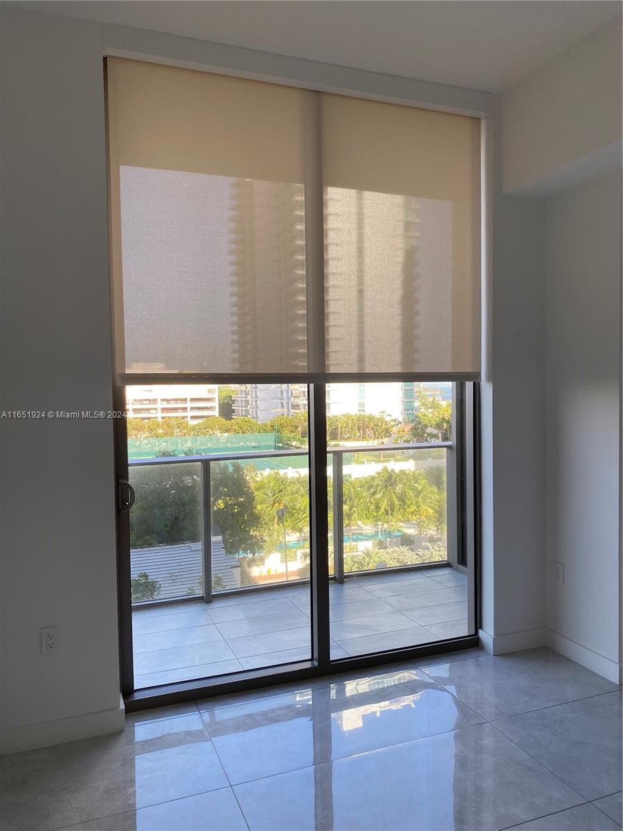 2678 Tigertail Ave # 512