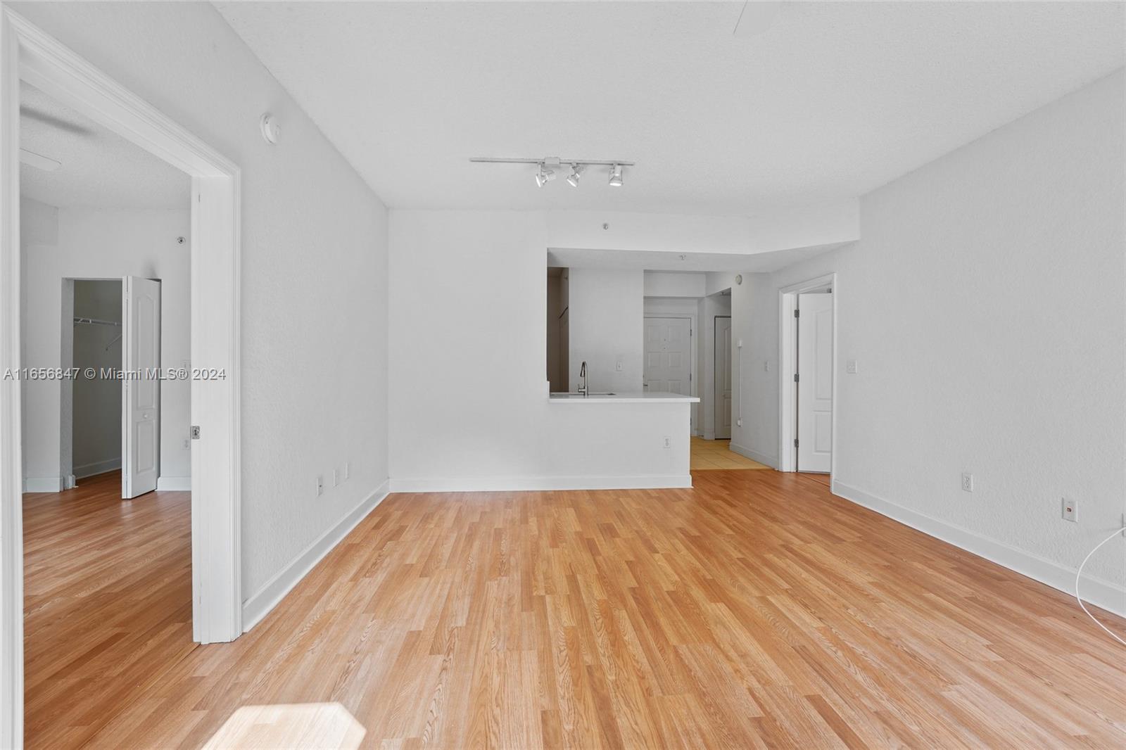 6001 SW 70th St # 340