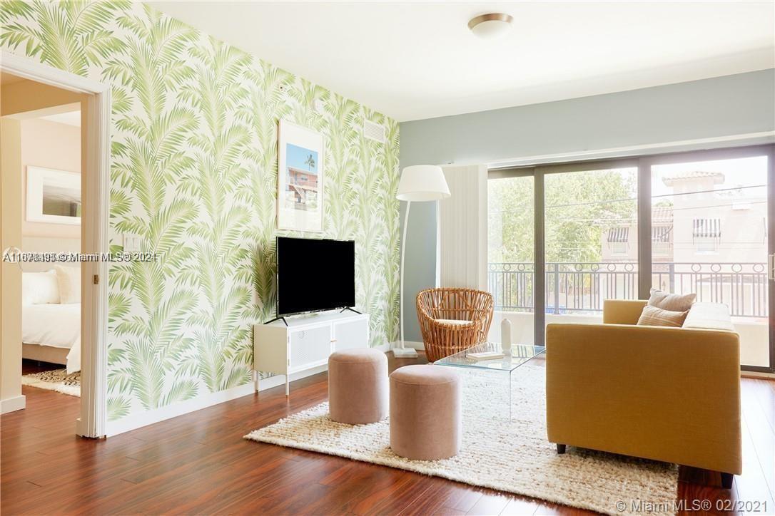 568 NE 66th St # 201