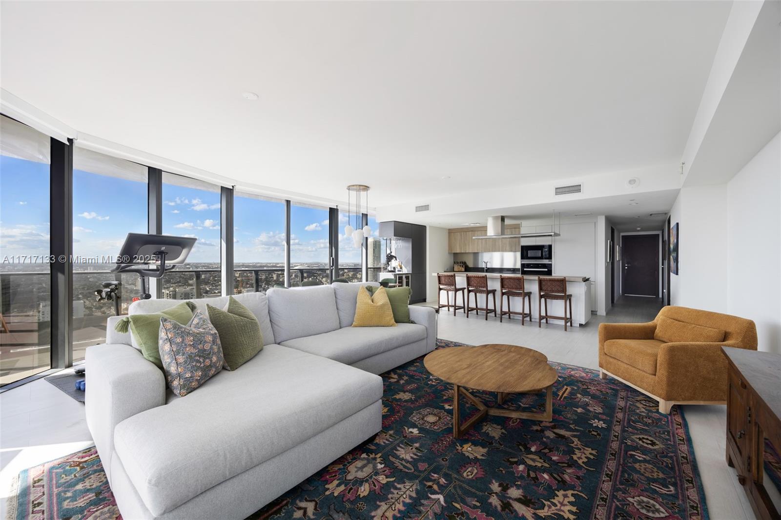 1000 Brickell Plz # 4402