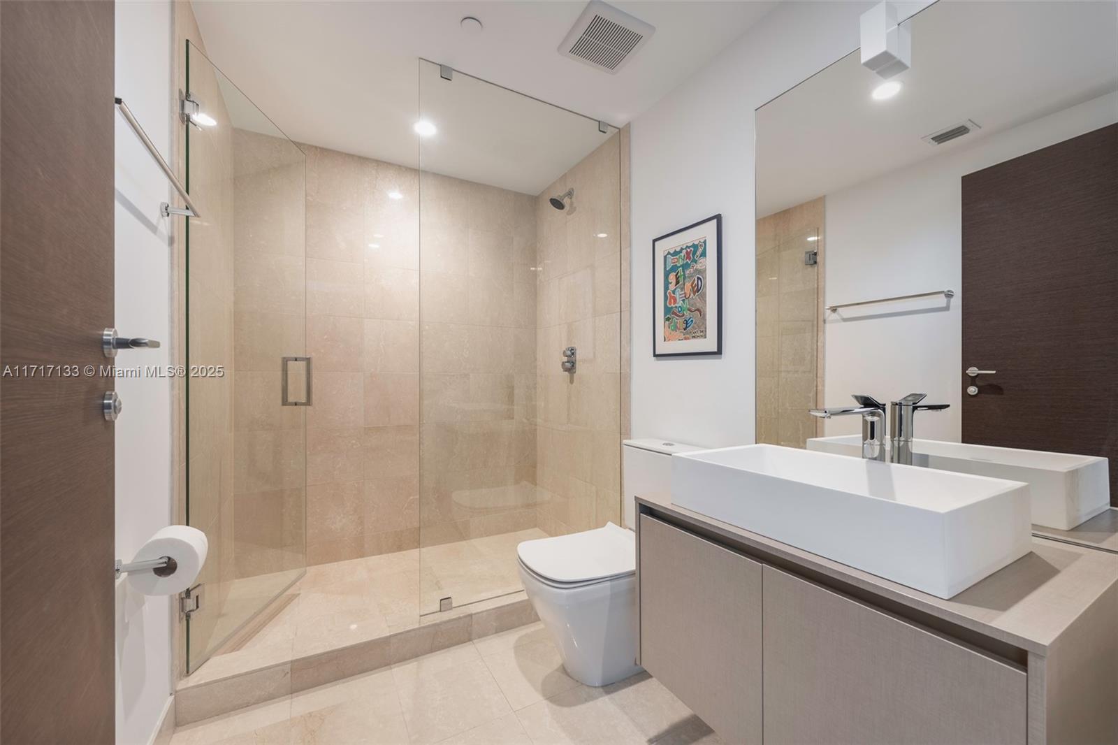 1000 Brickell Plz # 4402