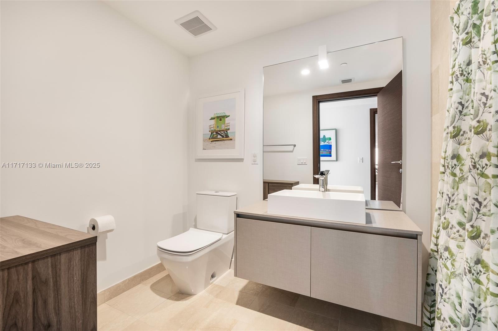1000 Brickell Plz # 4402