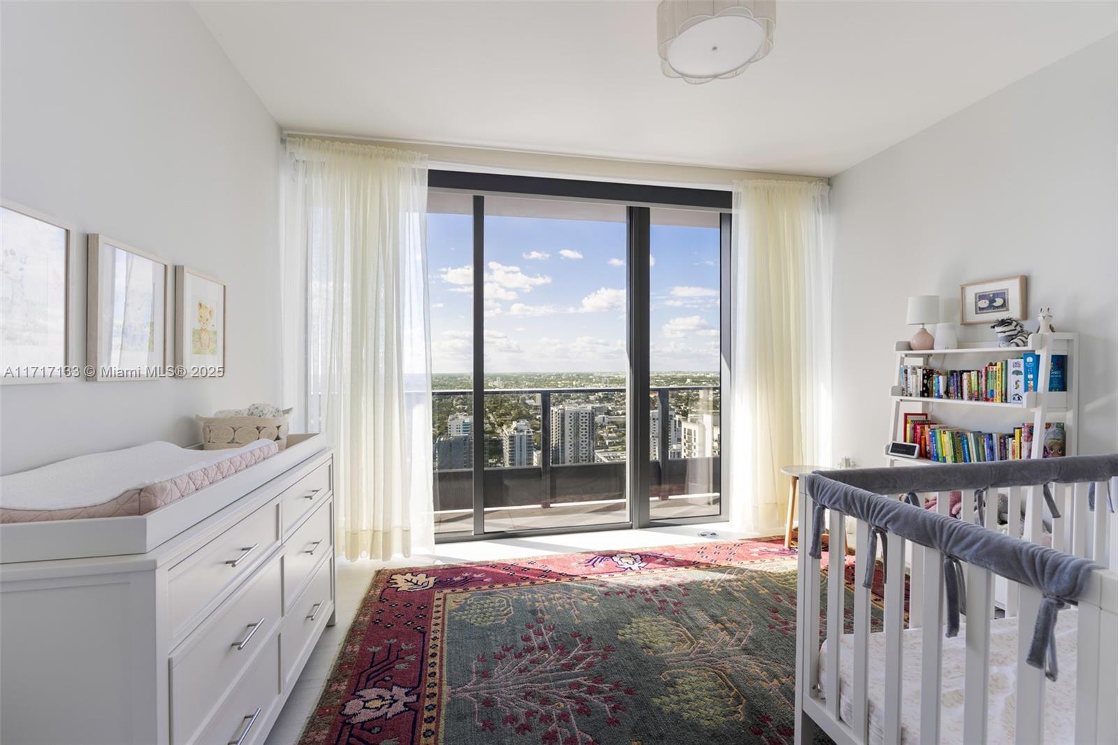 1000 Brickell Plz # 4402