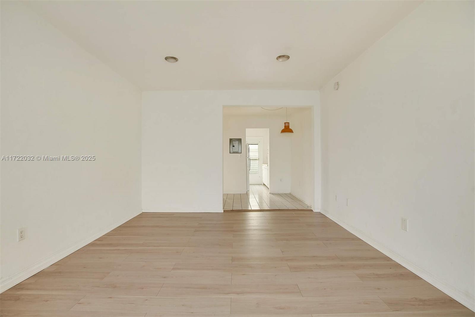 835 Meridian Ave # 3