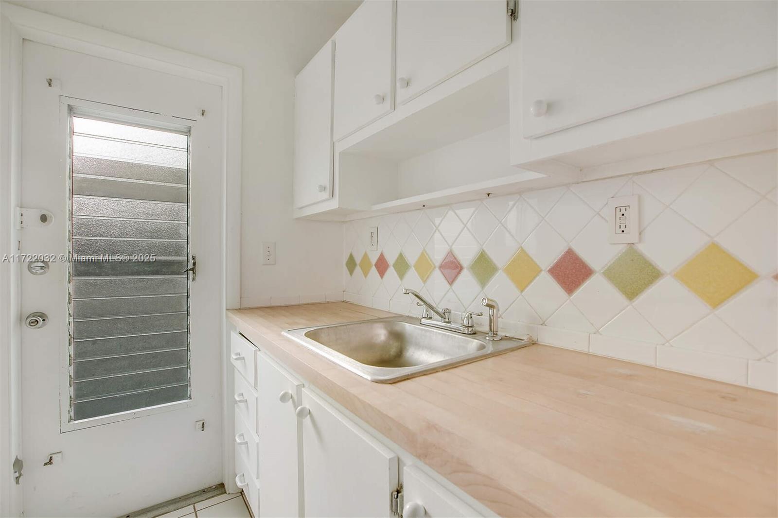 835 Meridian Ave # 3