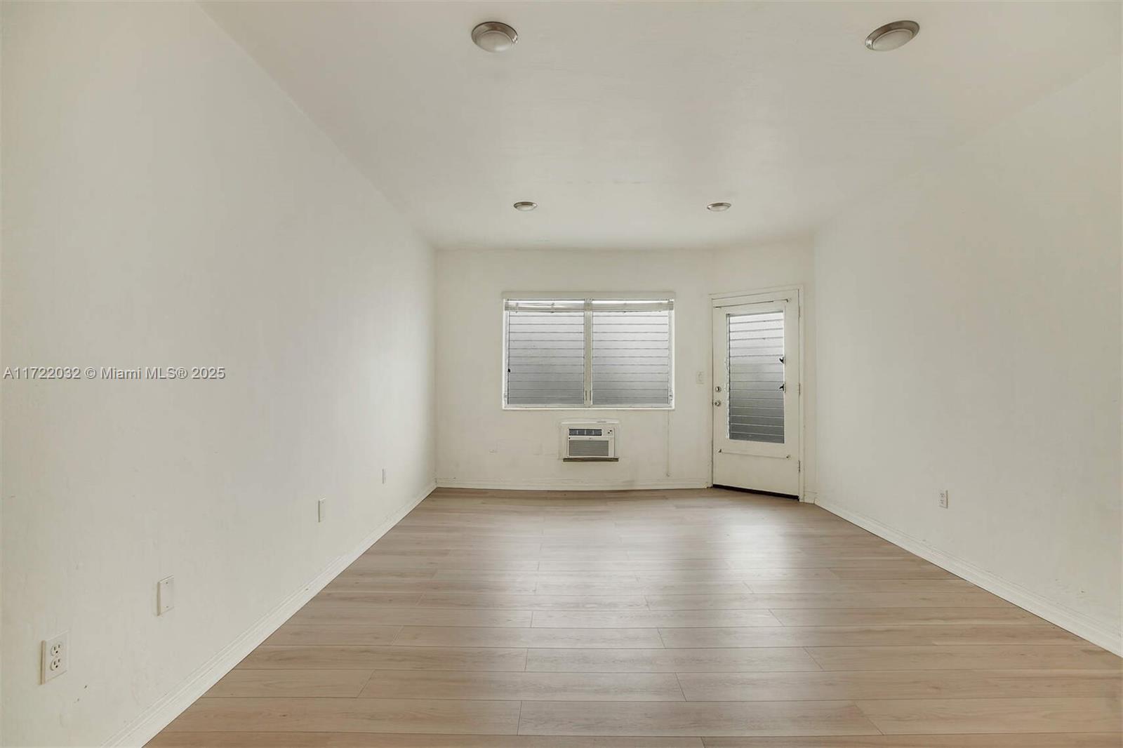 835 Meridian Ave # 3