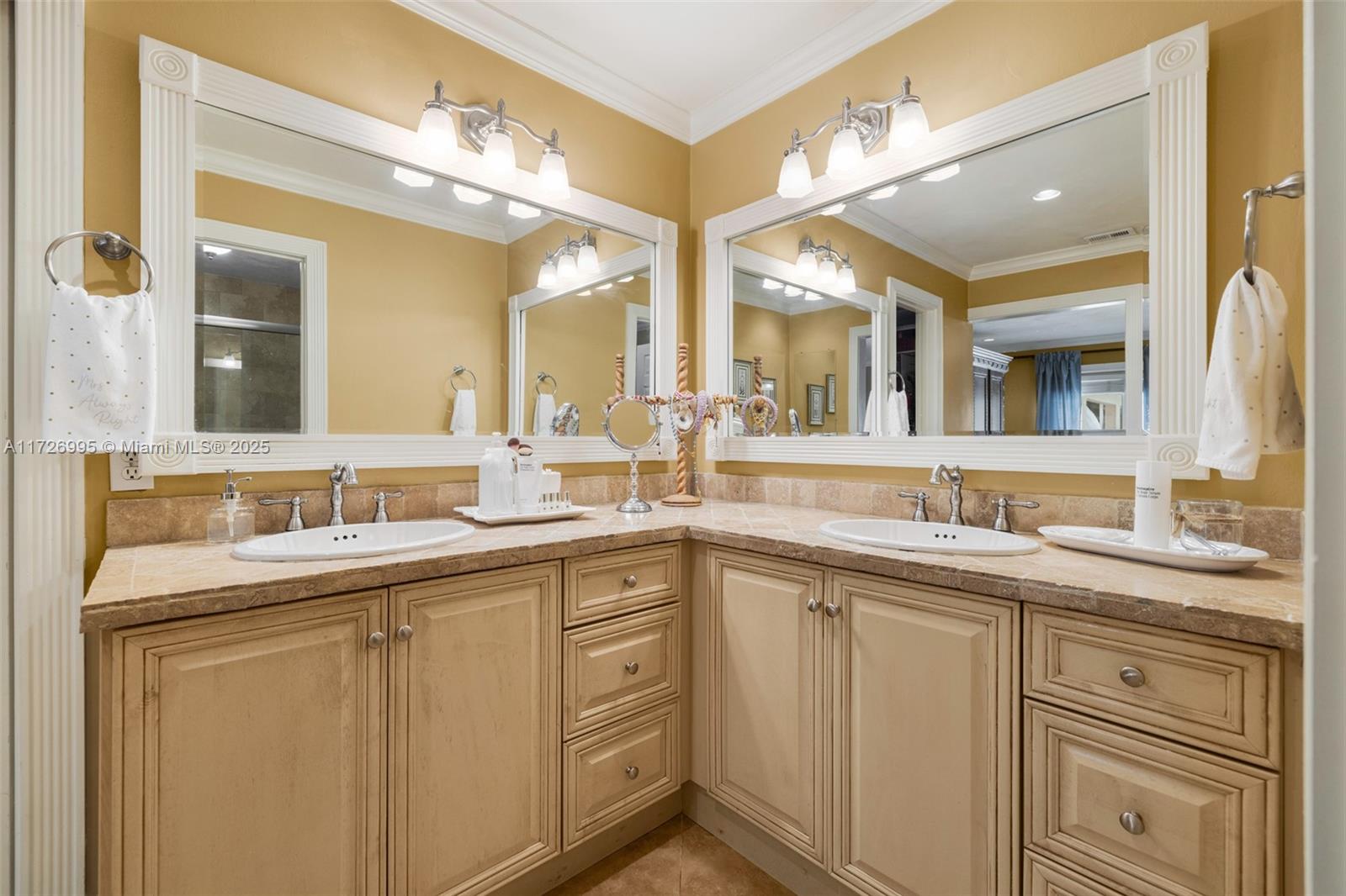 10005 SW 122nd Ter