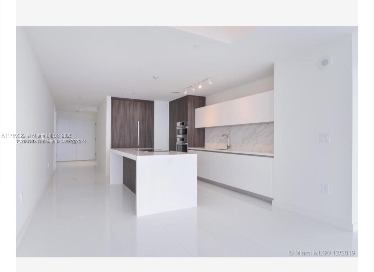 851 NE 1st Ave # 911