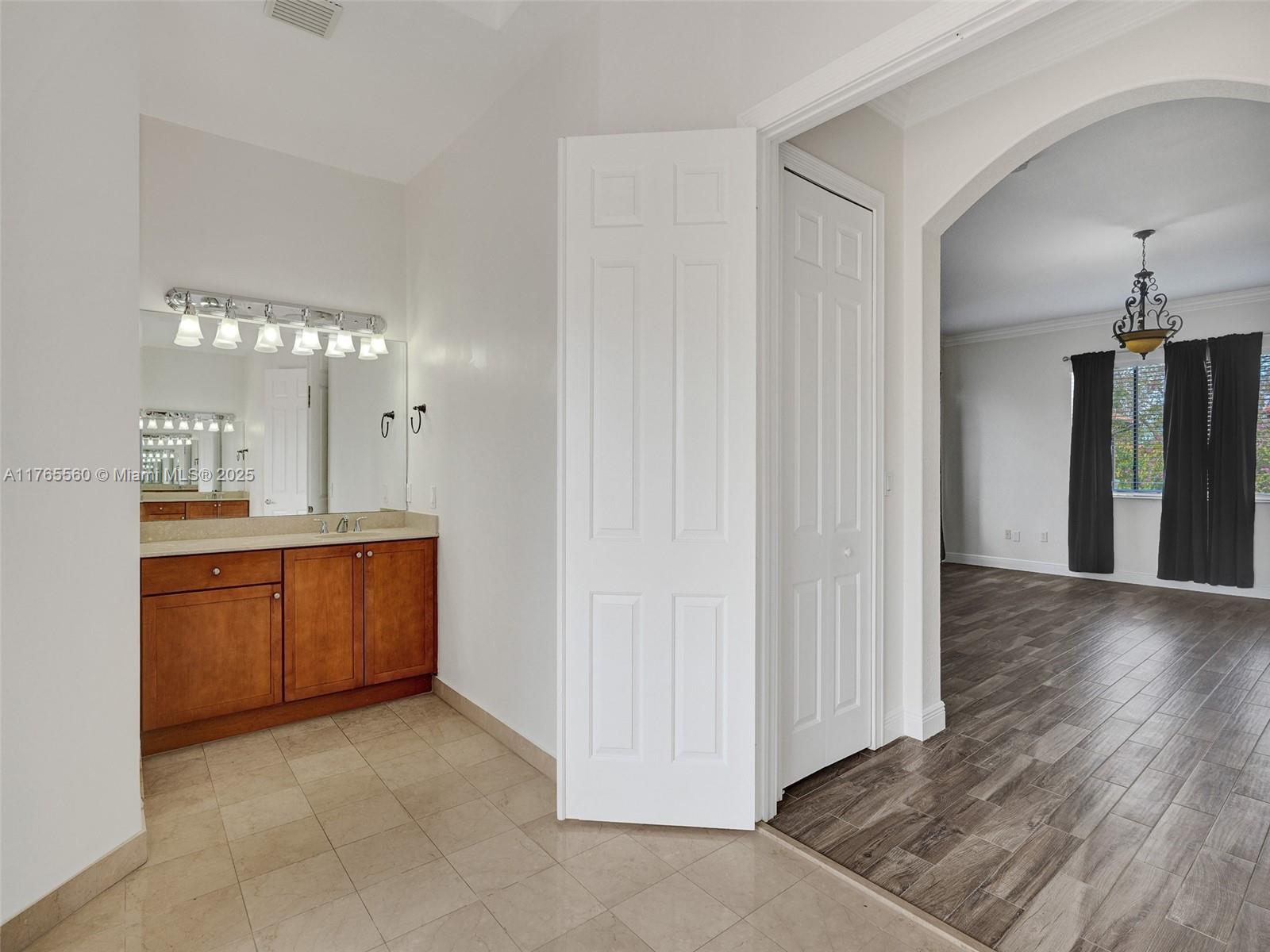 7985 SW 195th St # 7985