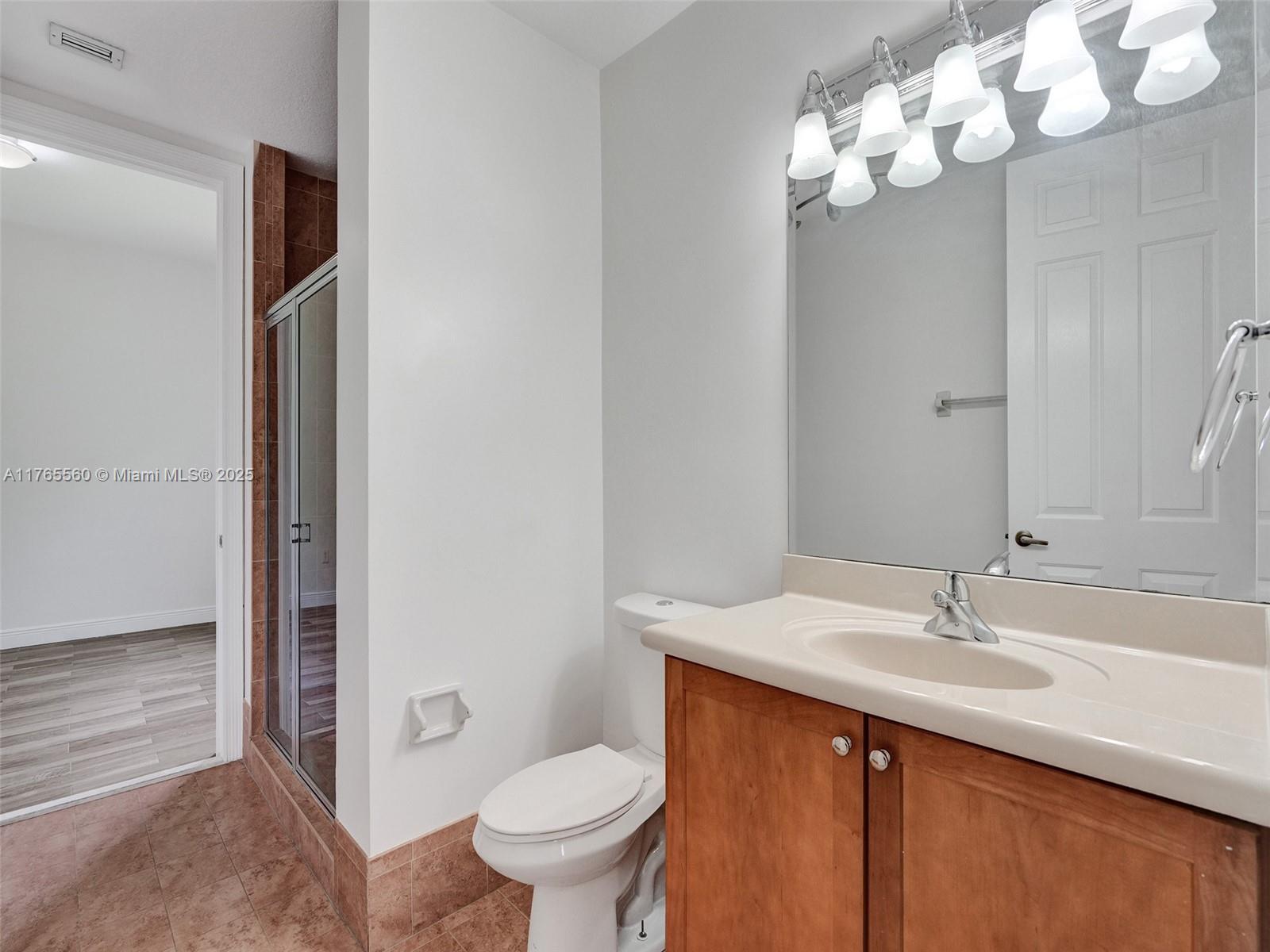 7985 SW 195th St # 7985