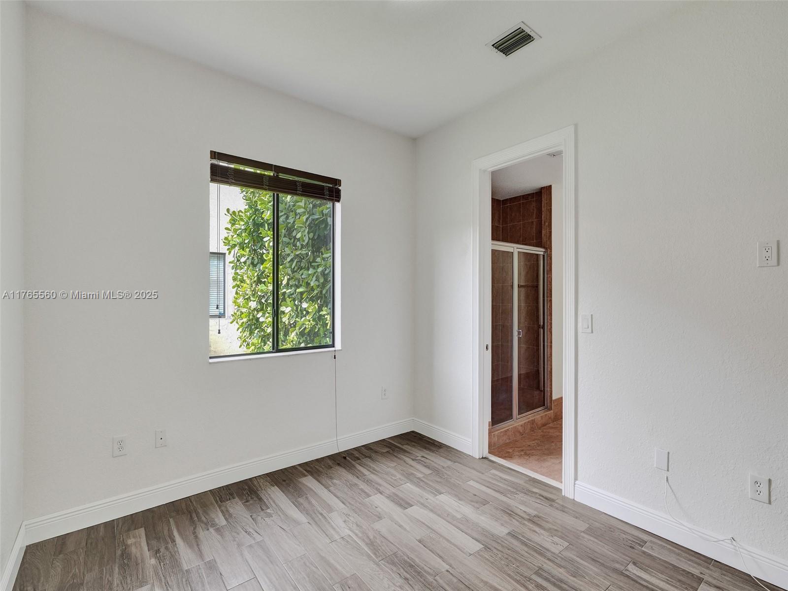 7985 SW 195th St # 7985