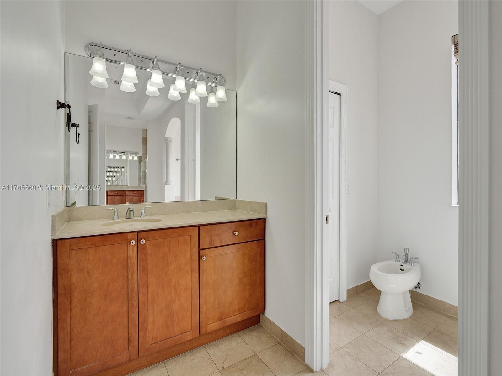 7985 SW 195th St # 7985