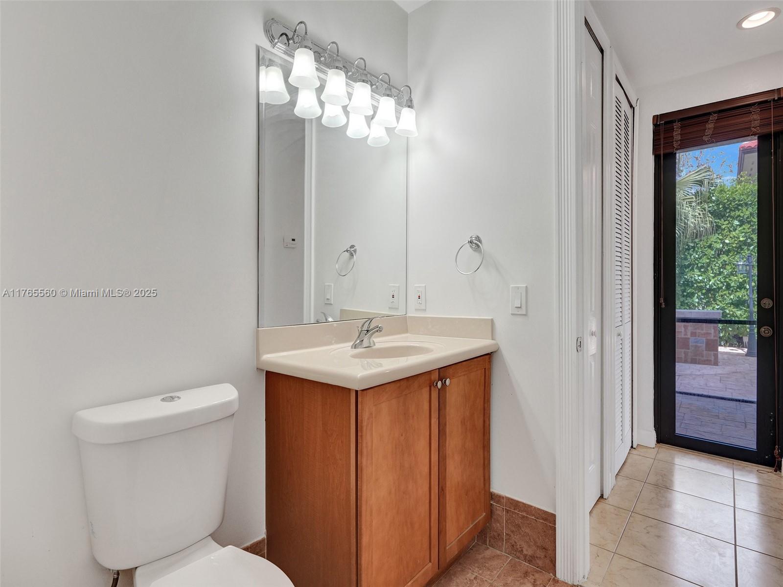 7985 SW 195th St # 7985