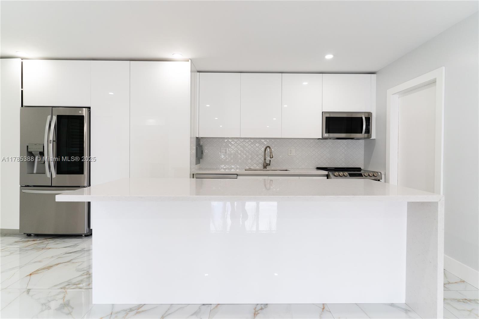 7903 SW 104th St # 212H