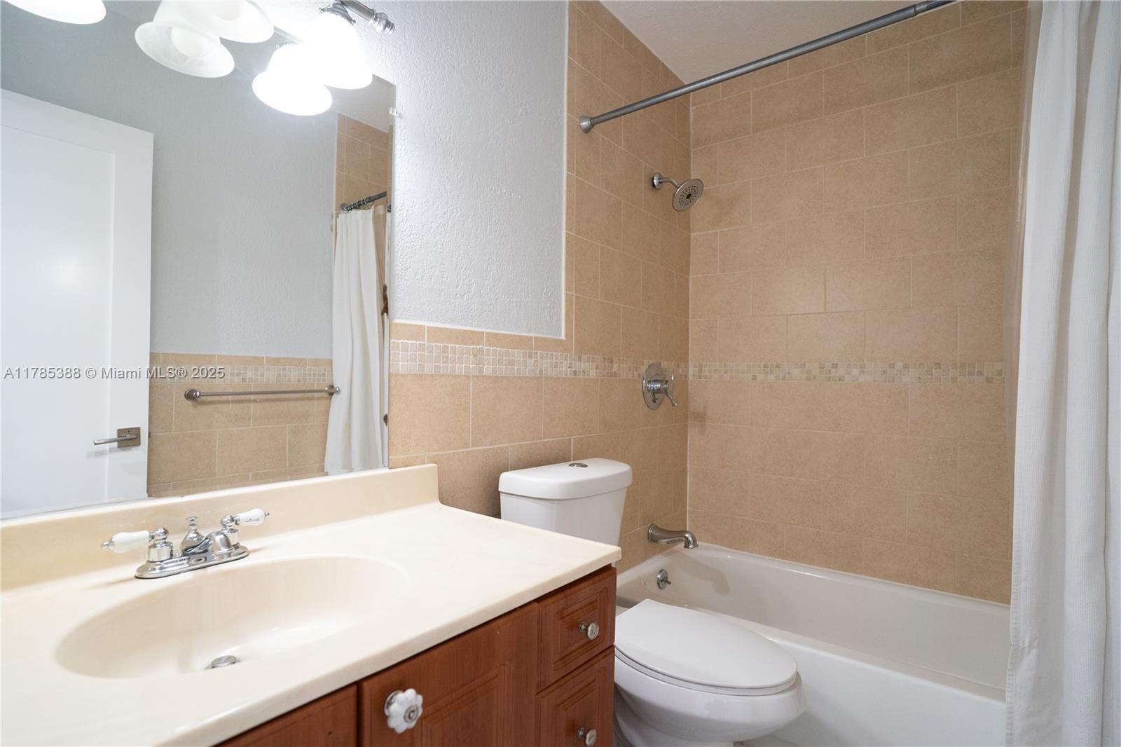 7903 SW 104th St # 212H