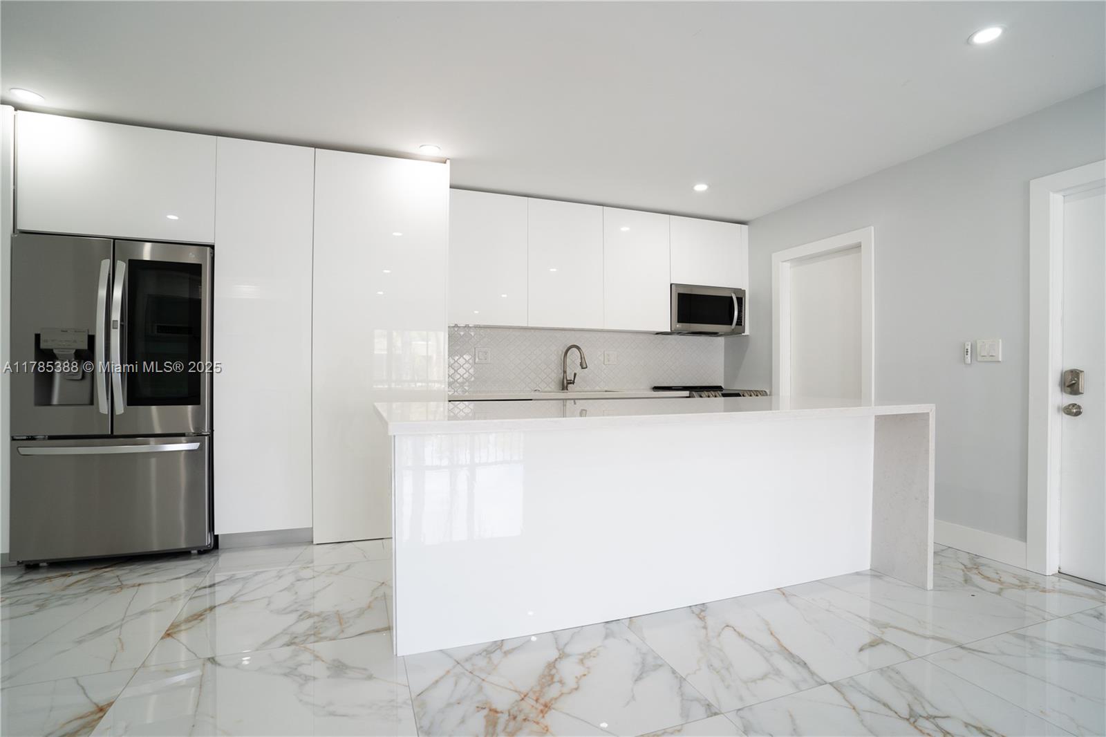 7903 SW 104th St # 212H