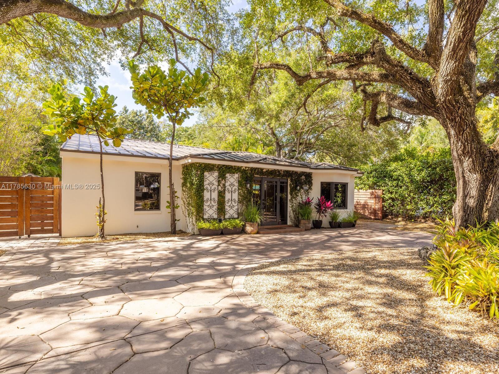 6870 SW 77th Ter
