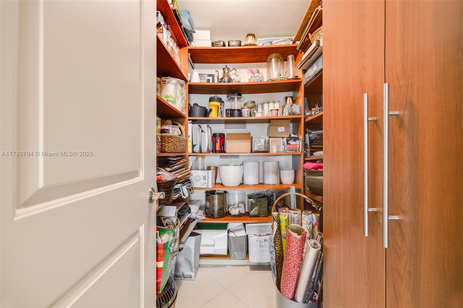 2 Grove Isle Dr # B305