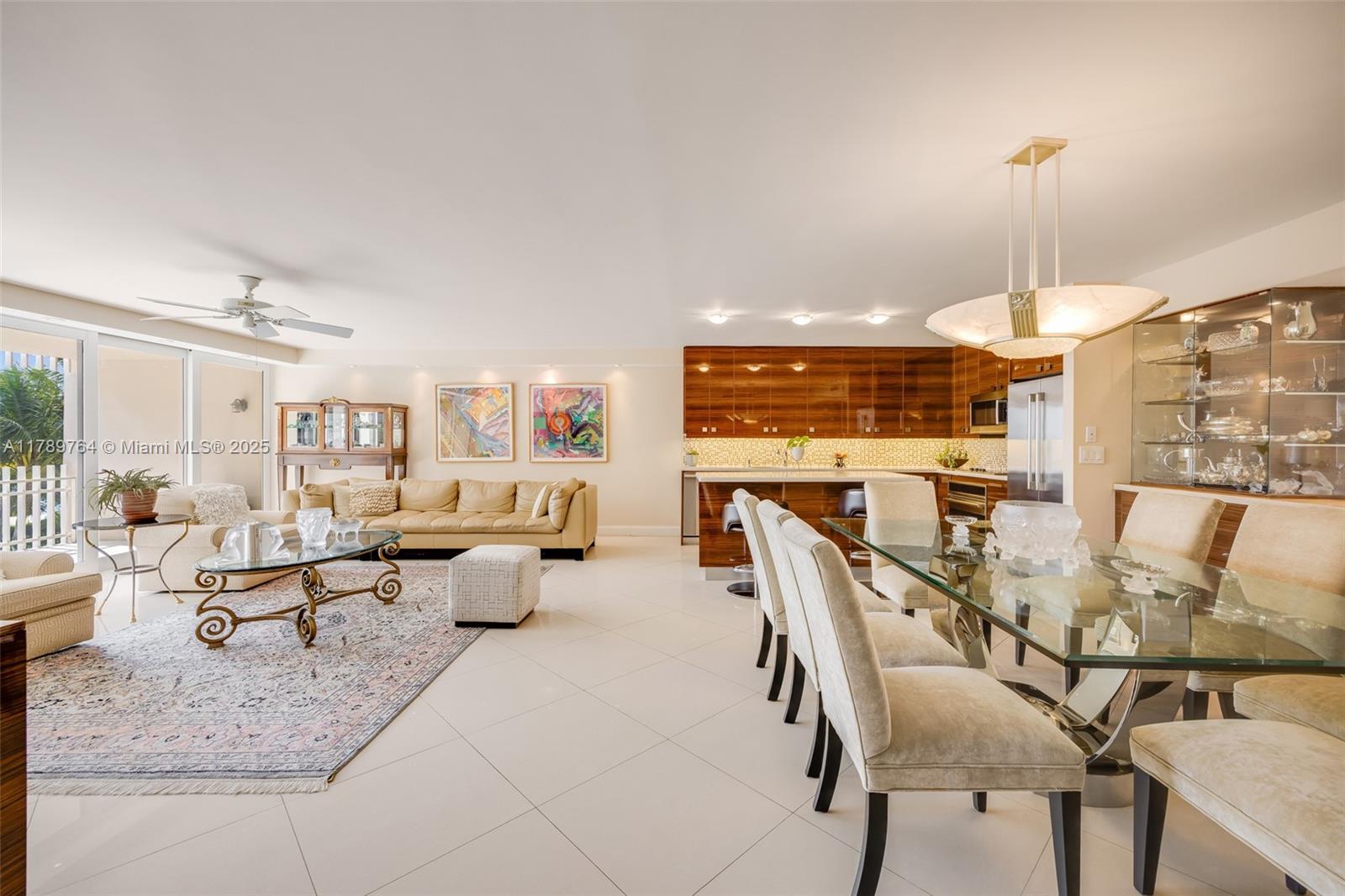 2 Grove Isle Dr # B305