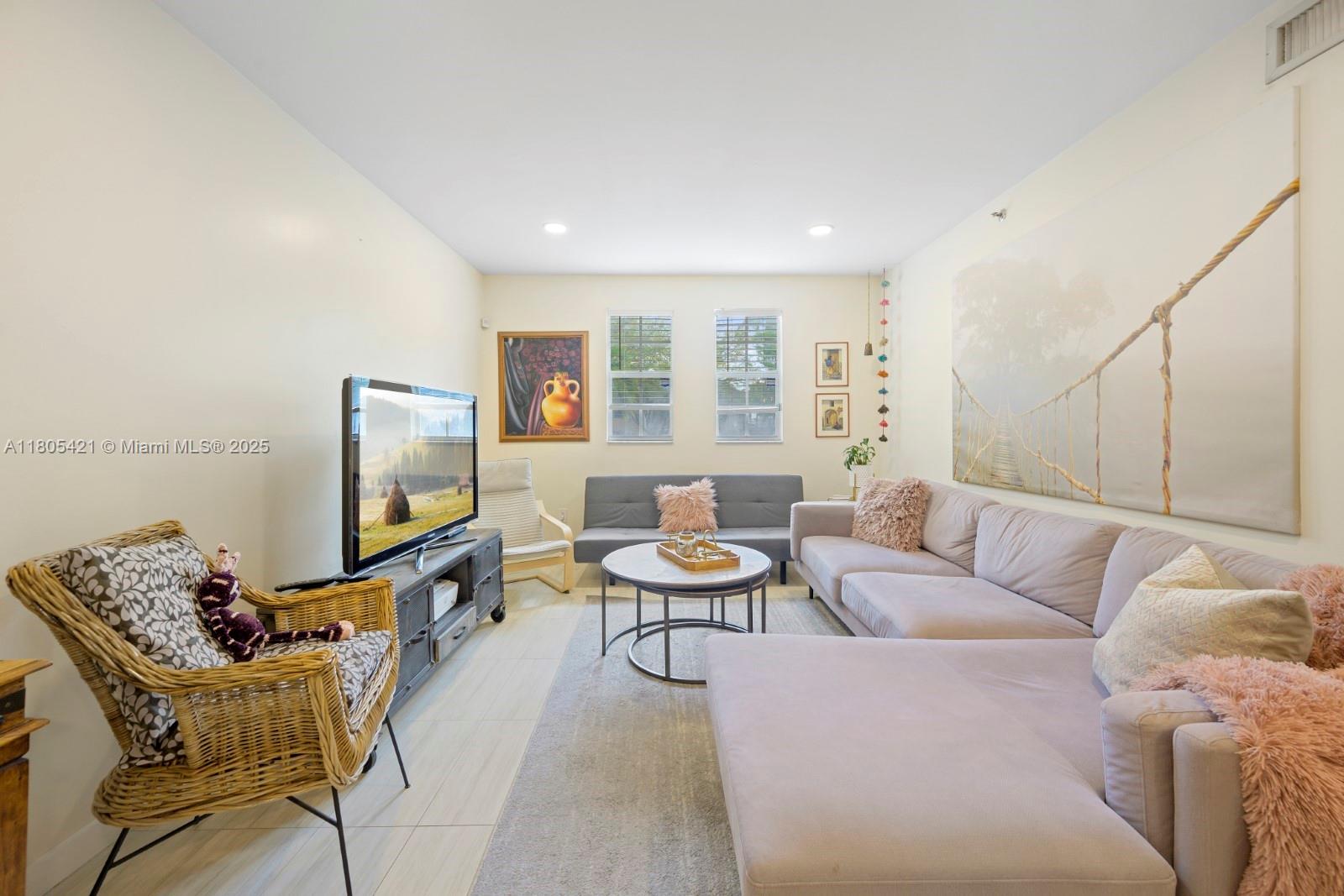 1400 Salzedo St # 101