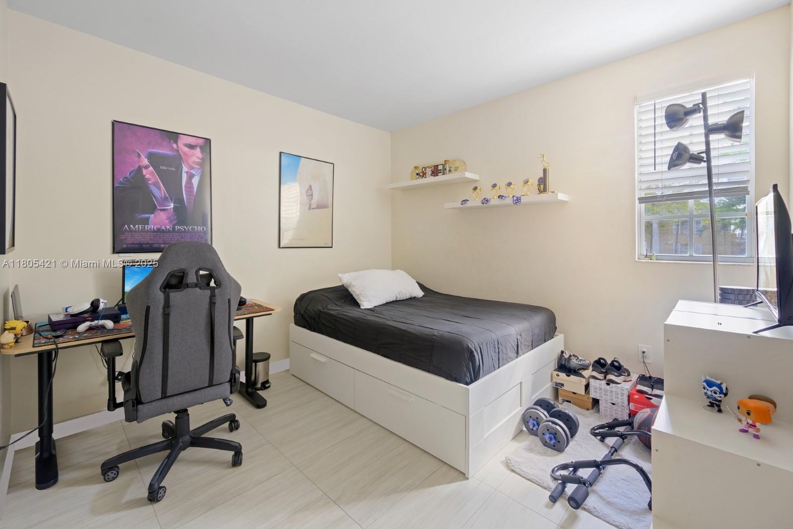 1400 Salzedo St # 101