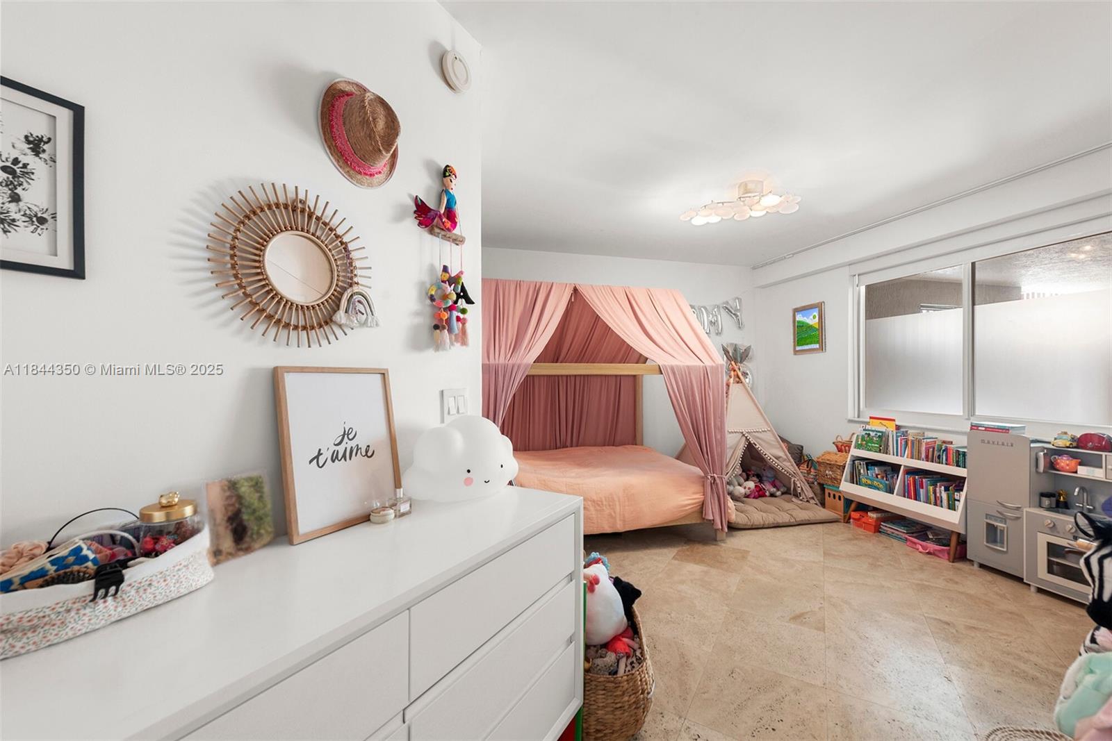 125 Jefferson Ave # 137