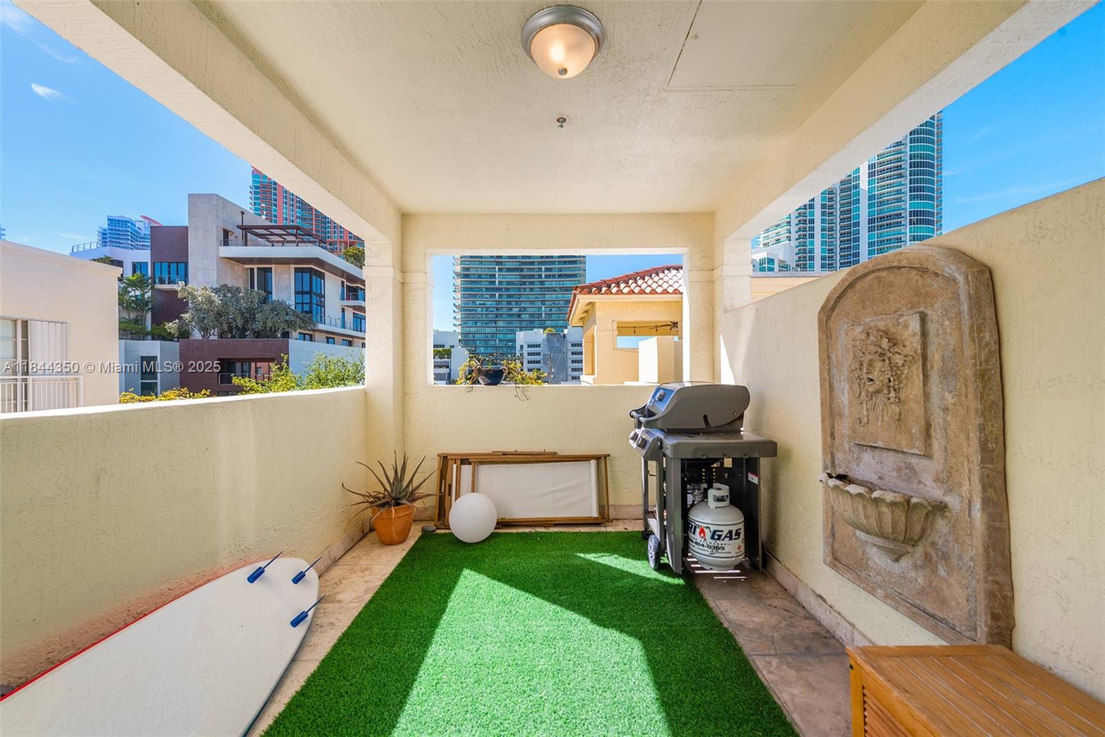 125 Jefferson Ave # 137