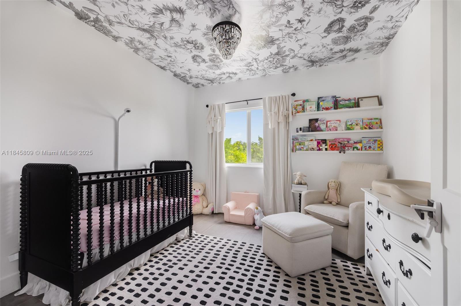 3368 SW 27th St Unit: .