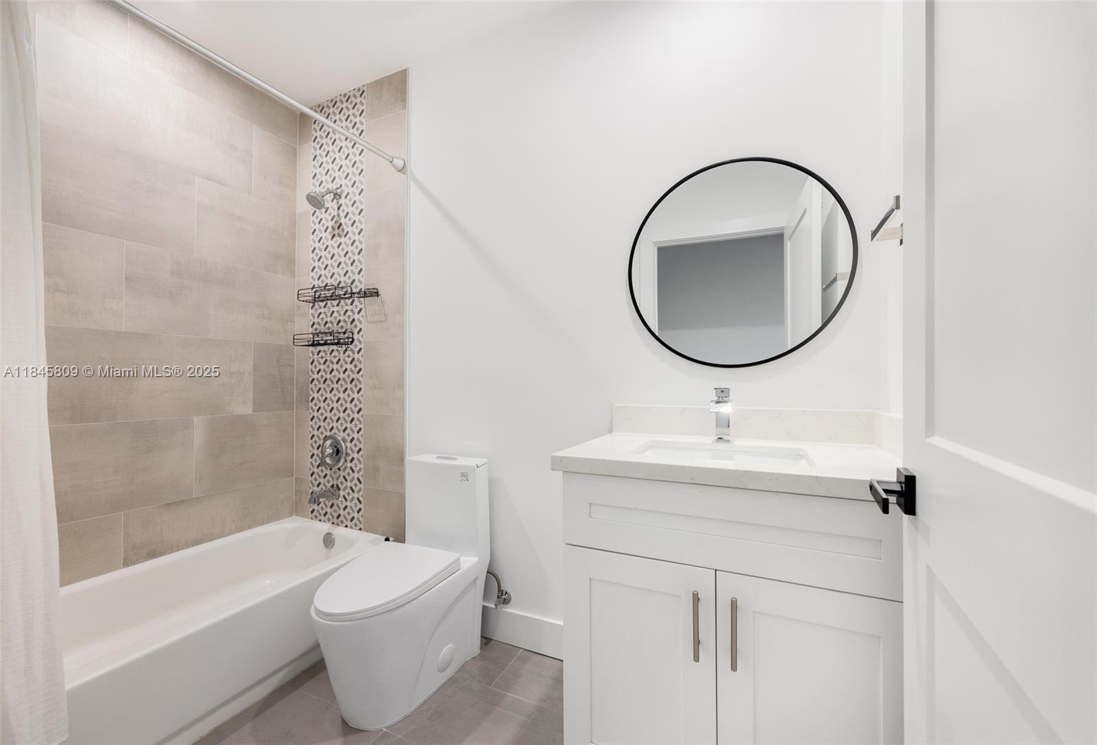 3368 SW 27th St Unit: .