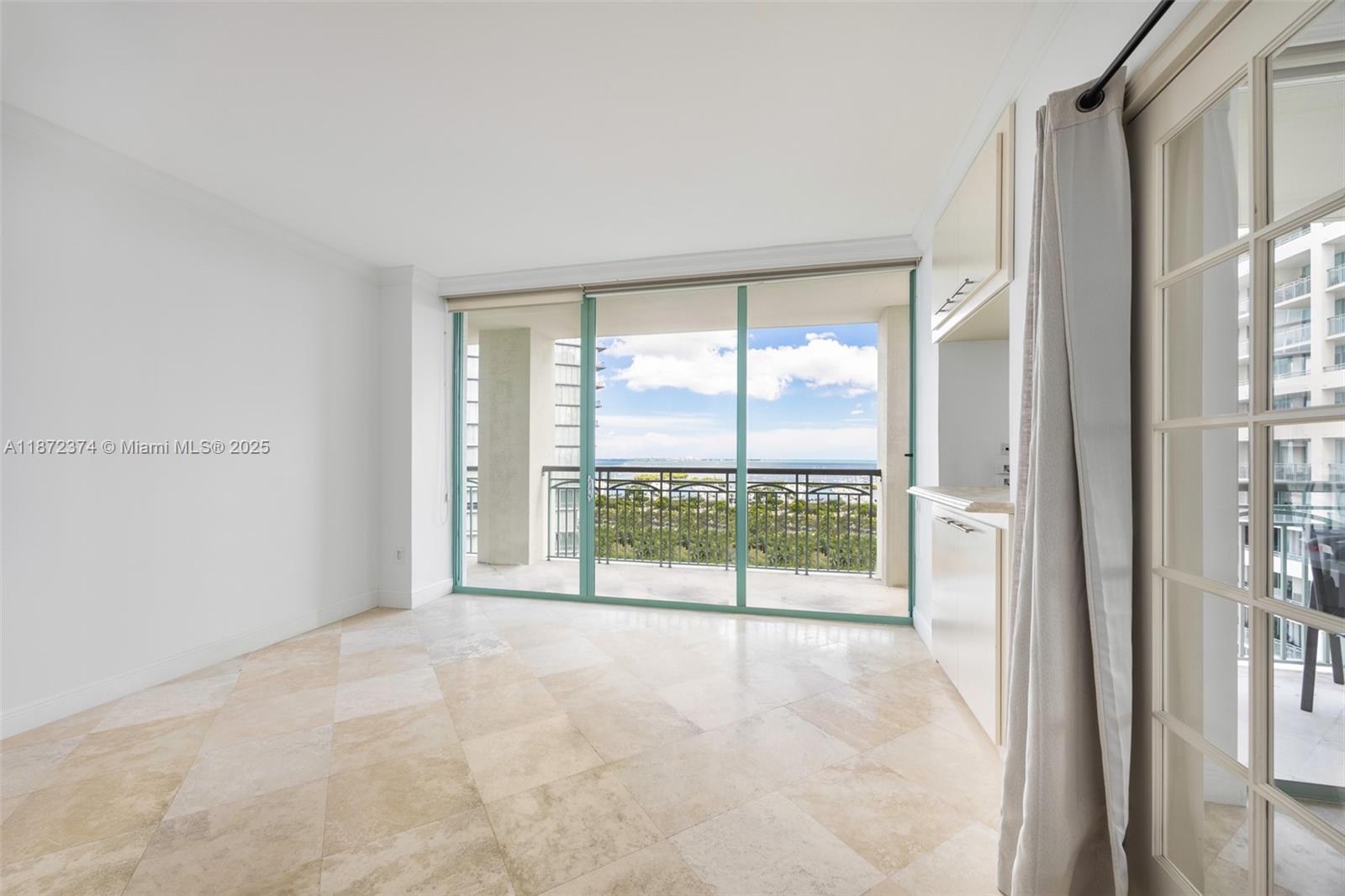 3350 SW 27th Ave # 1402