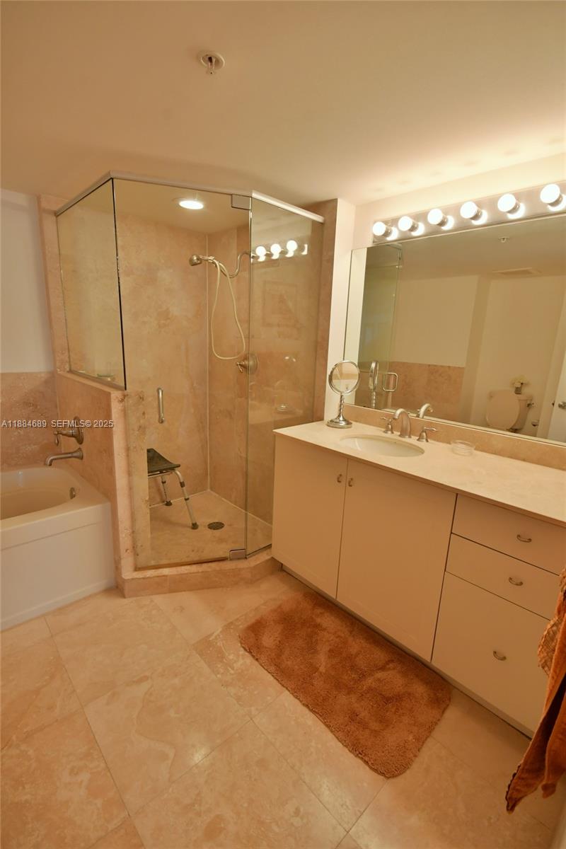 3232 SW 22nd Ter # 1502