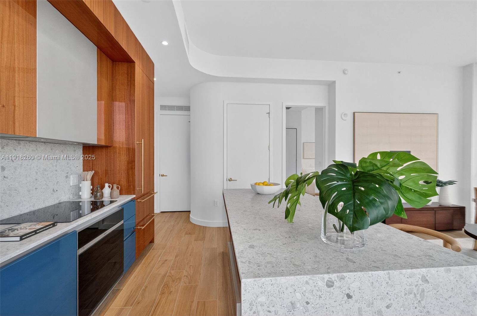 2655 S Bayshore Dr # 1409