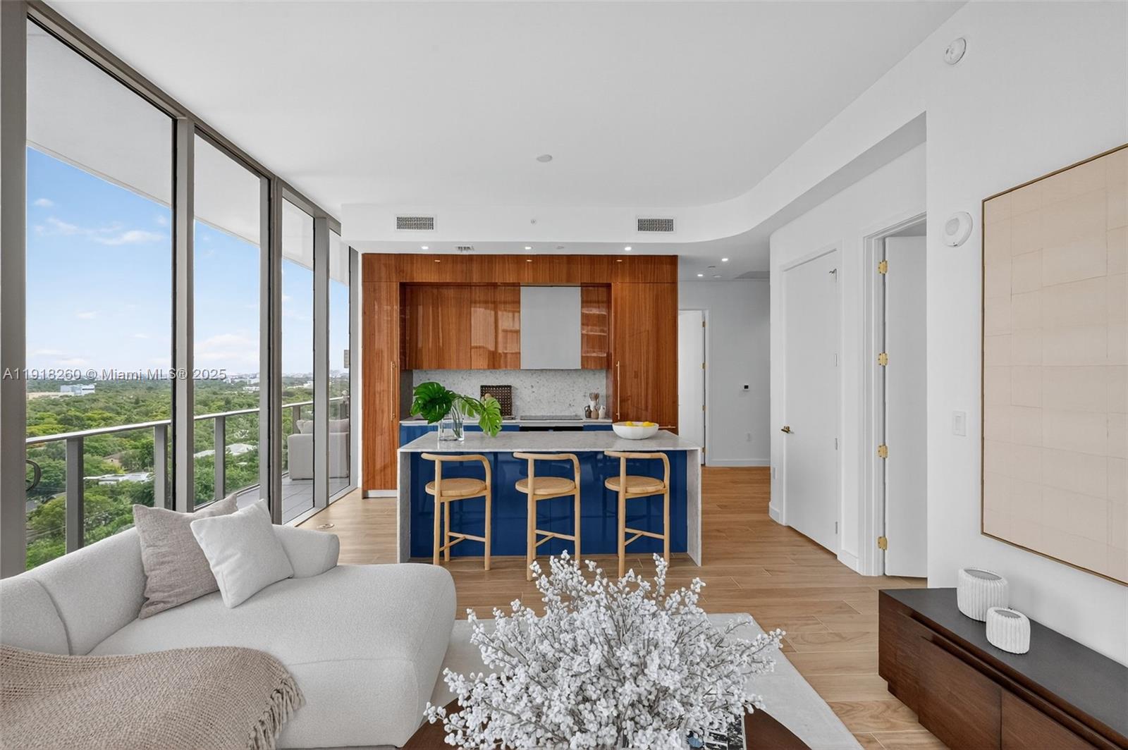 2655 S Bayshore Dr # 1409