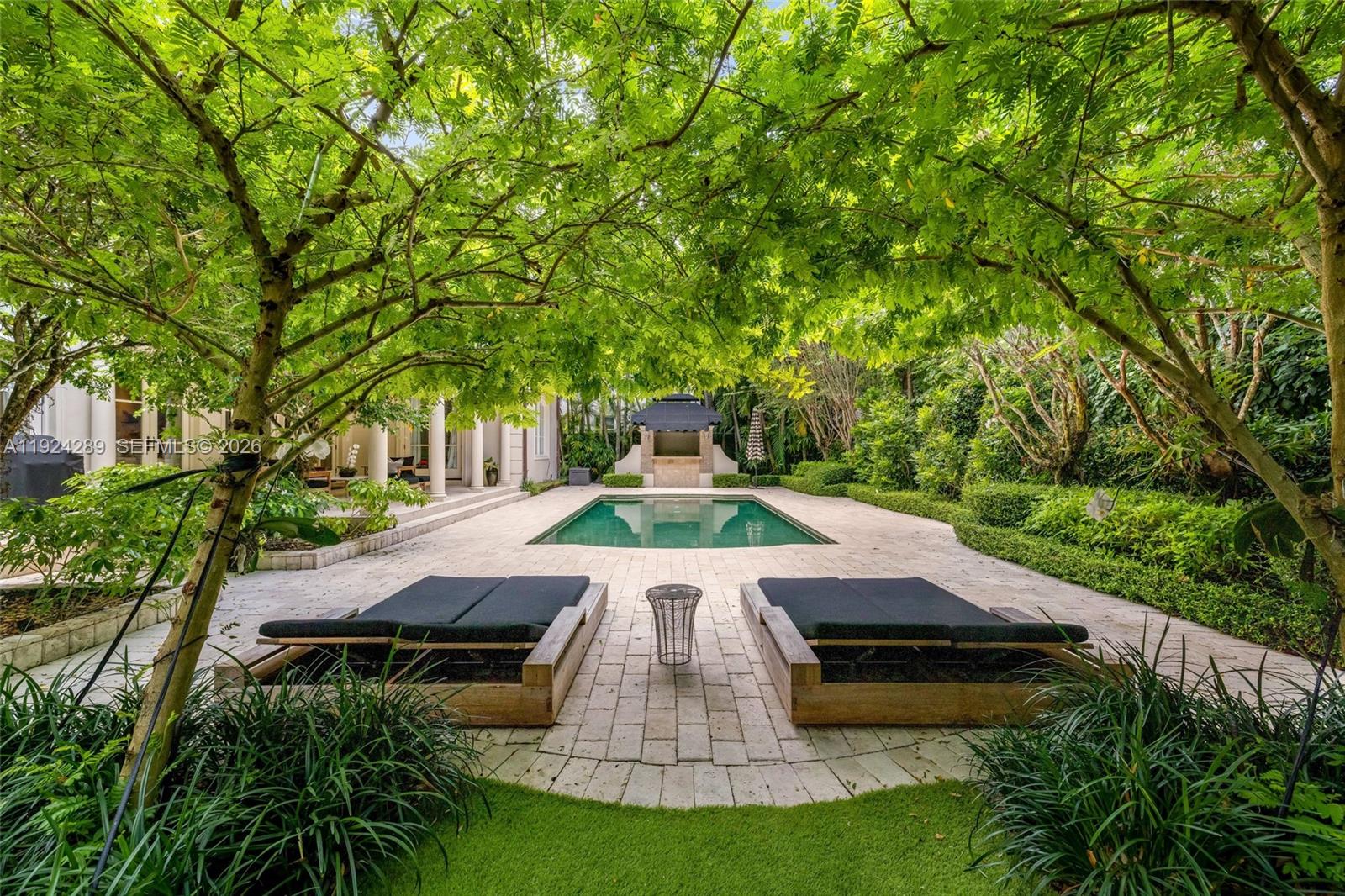 155 San Souci Dr