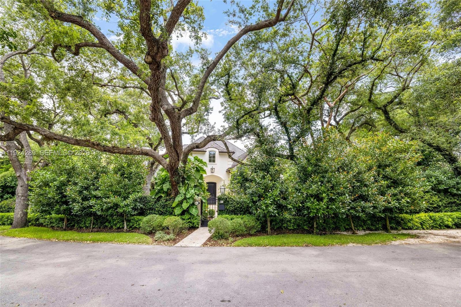155 San Souci Dr