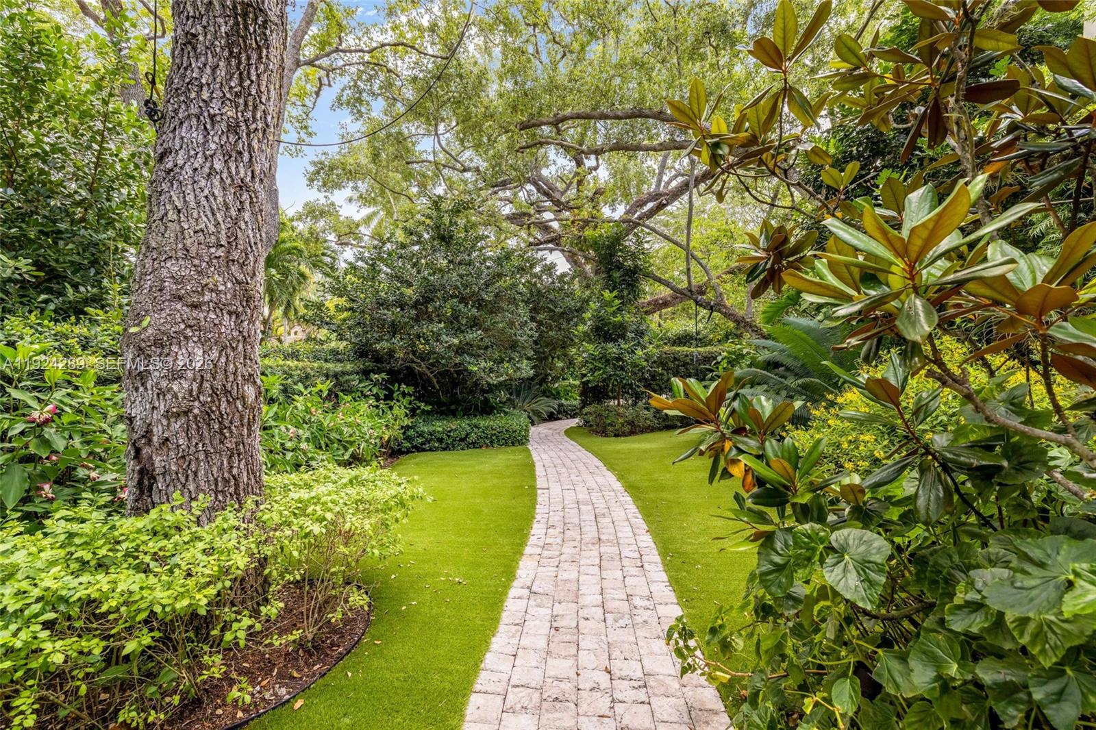 155 San Souci Dr