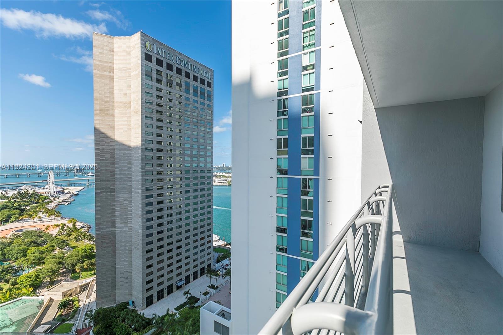 325 S Biscayne Blvd # 2424