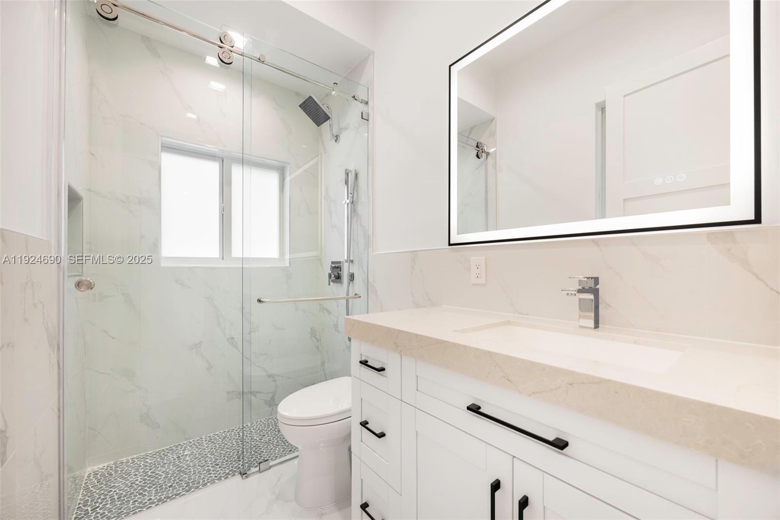 6845 SW 52nd St Unit: .