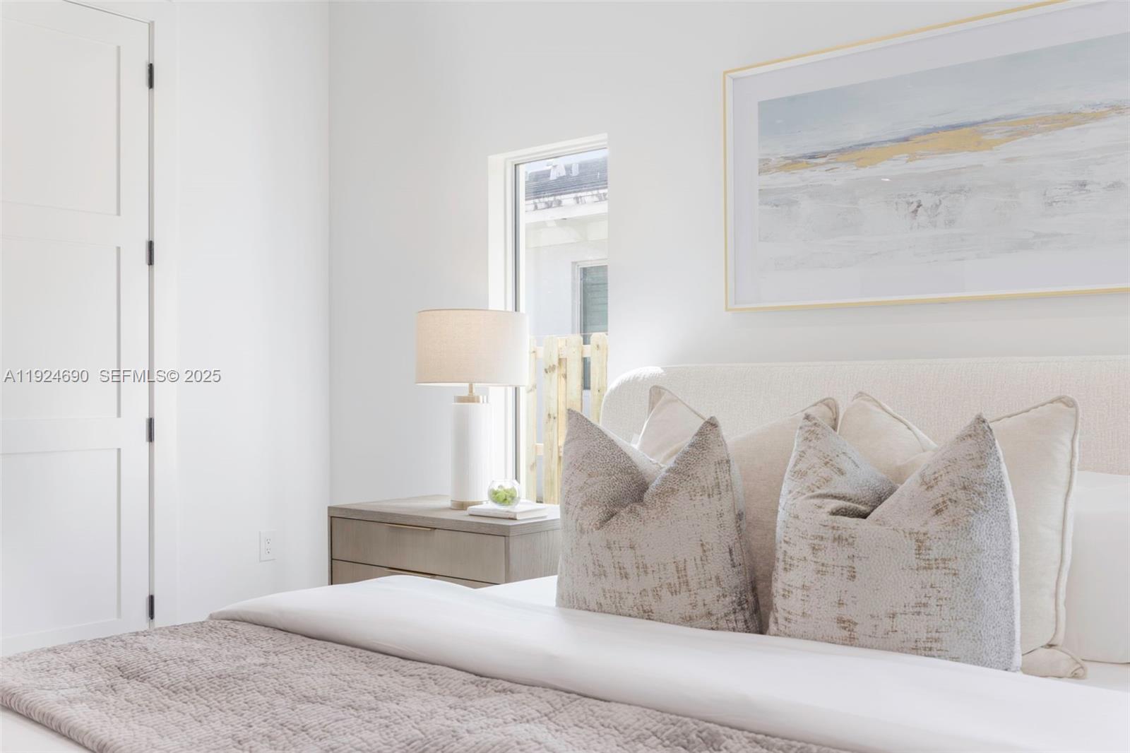 6845 SW 52nd St Unit: .