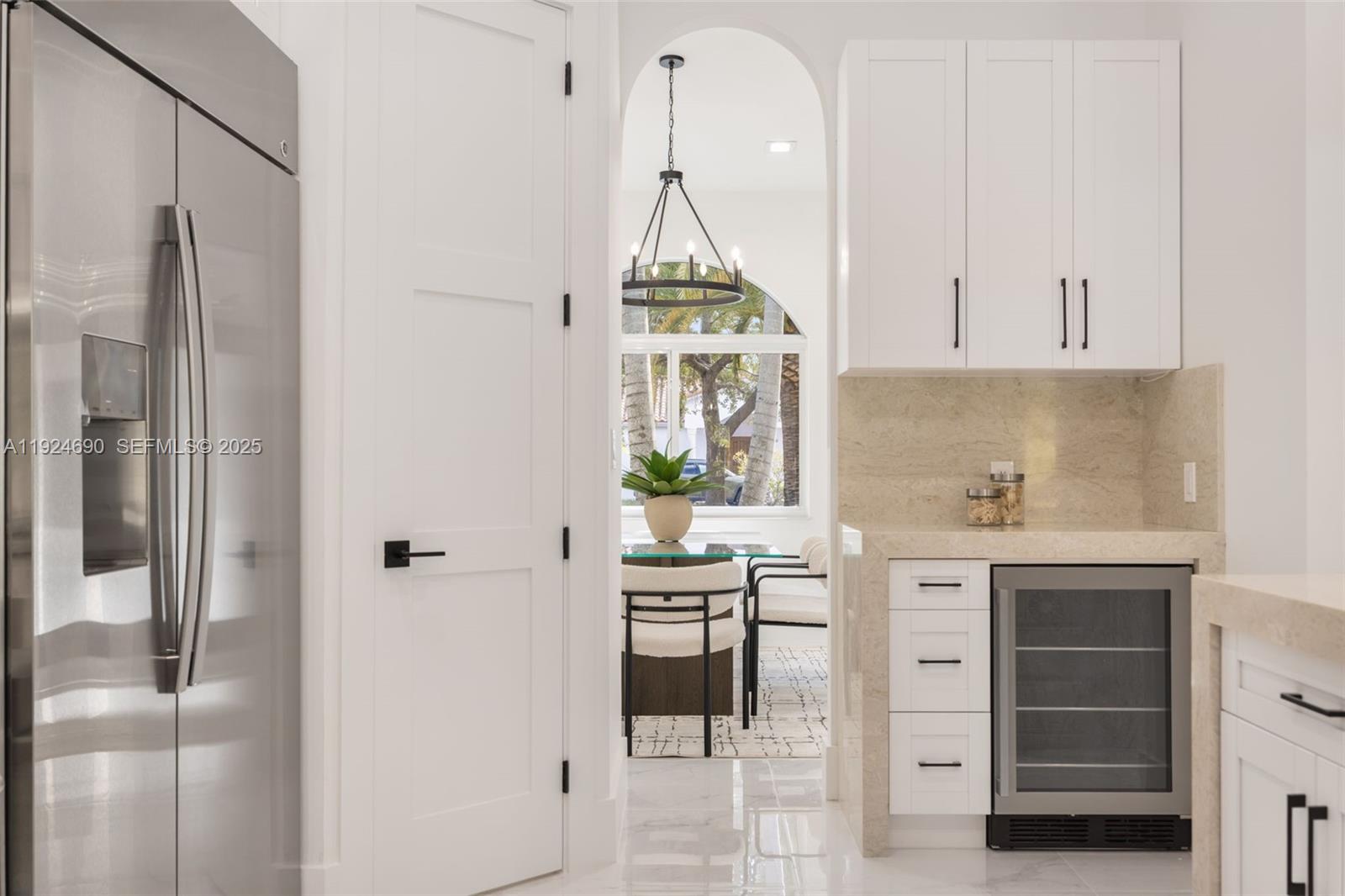 6845 SW 52nd St Unit: .