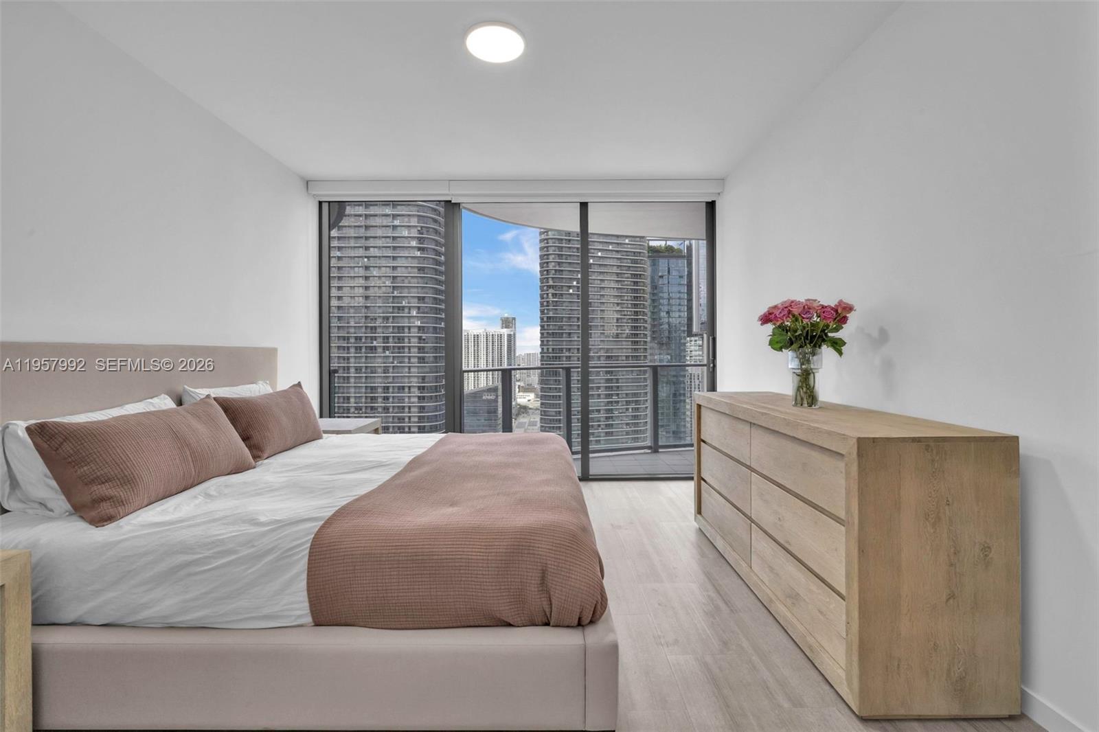 1000 Brickell Plz # 3112