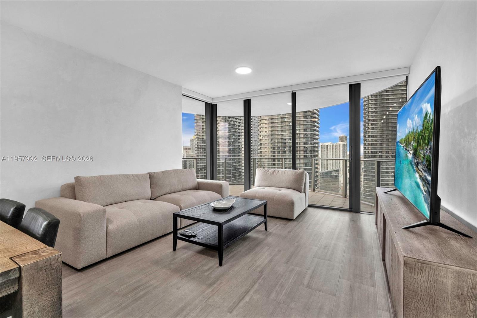 1000 Brickell Plz # 3112